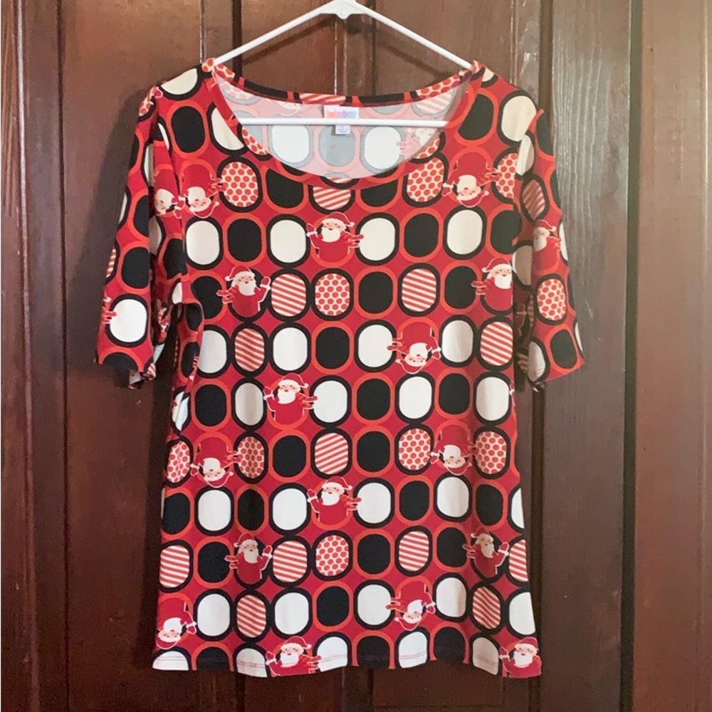 NEW NWOT LuLaRoe Christmas Santa tee t-shirt